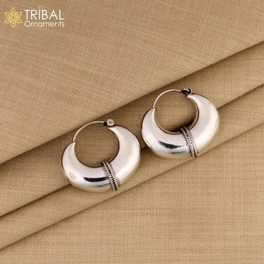 Elegant 925 sterling silver vintage hoop earrings with a plain design, from TRIBAL ORNAMENTS, showcasing cultural jewelry style.