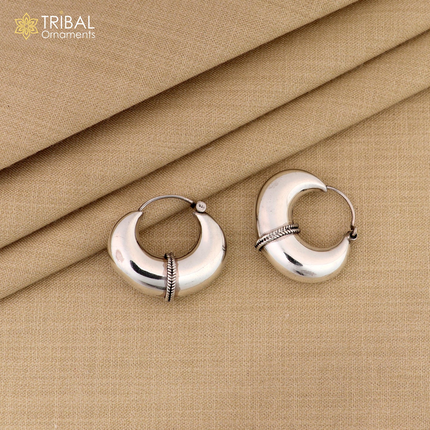 Sterling silver vintage hoop earrings with a plain design, elegant cultural jewelry by TRIBAL ORNAMENTS, model S1332.