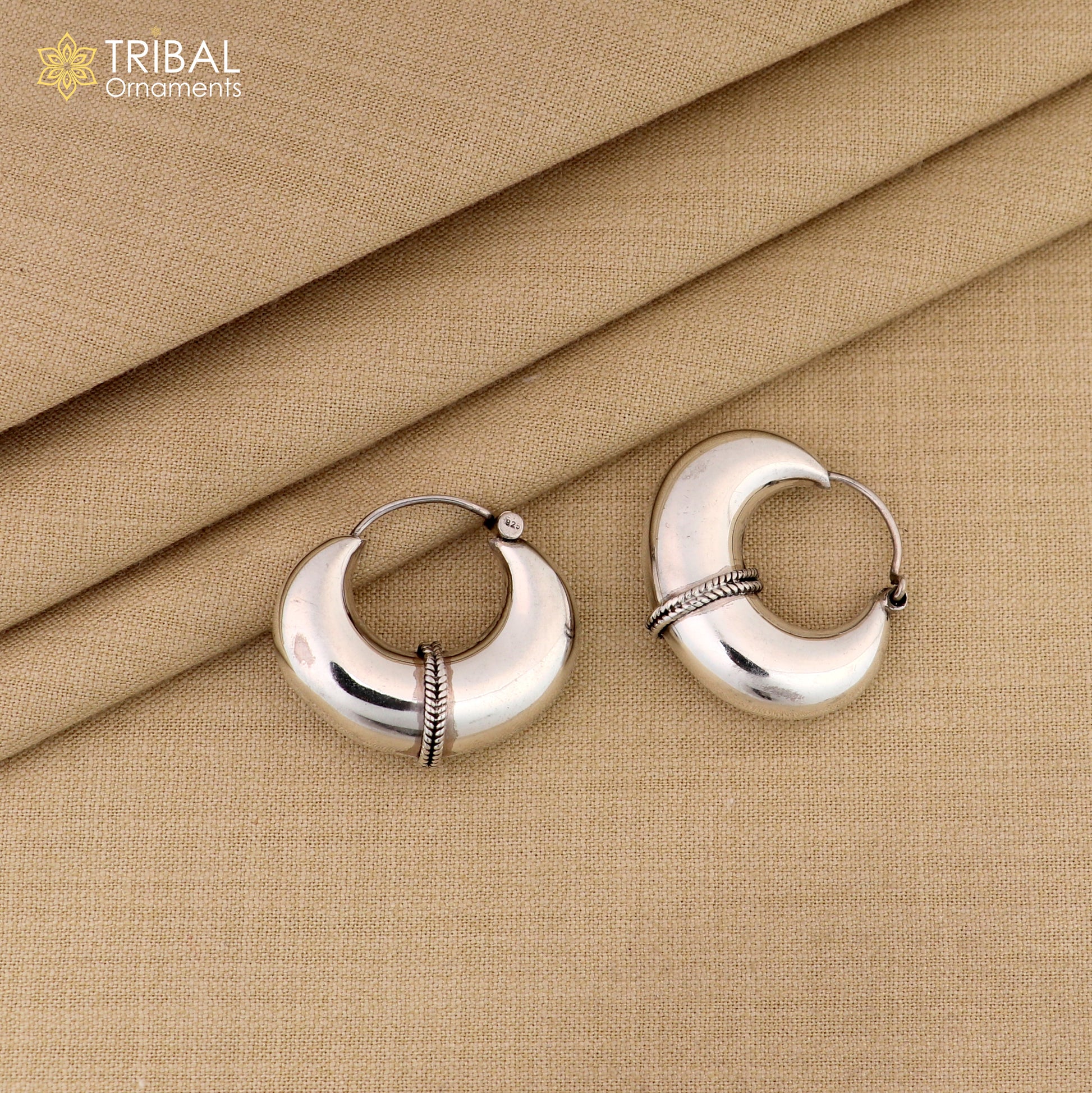 Sterling silver vintage hoop earrings with a plain design, elegant cultural jewelry by TRIBAL ORNAMENTS, model S1332.