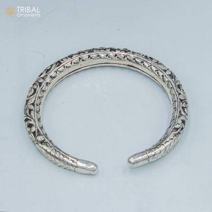 Sterling silver flower-designed foot anklet with chitai work, ethnic jewelry, personalized tribal ornament kada for women