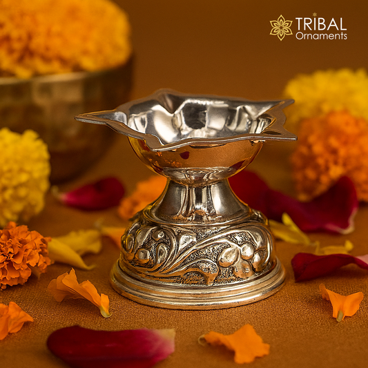 925 sterling silver gorgeous chitai work kandrai work design oil lamp, silver Deepak, silver temple article, Diwali puja utensils art su498 - TRIBAL ORNAMENTS