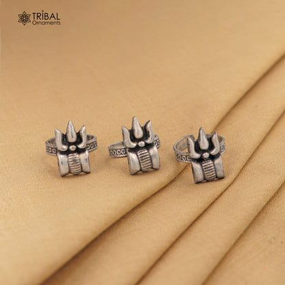 Sterling silver Lord Shiva Trident ring with adjustable band, unisex jewelry featuring a detailed Trishul design.