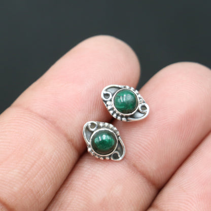 925 sterling silver stud earring featuring a vibrant green onyx stone, unisex jewelry by TRIBAL ORNAMENTS