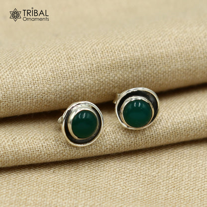 925 sterling silver stud earring with round green onyx stone, unisex jewelry by Tribal Ornaments.