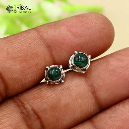 Sterling silver stud earring with round green onyx stone, unisex jewelry by TRIBAL ORNAMENTS, featuring a polished gemstone setting.