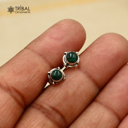 925 sterling silver round green onyx stone stud earring, unisex jewelry by TRIBAL ORNAMENTS, with a polished, elegant design