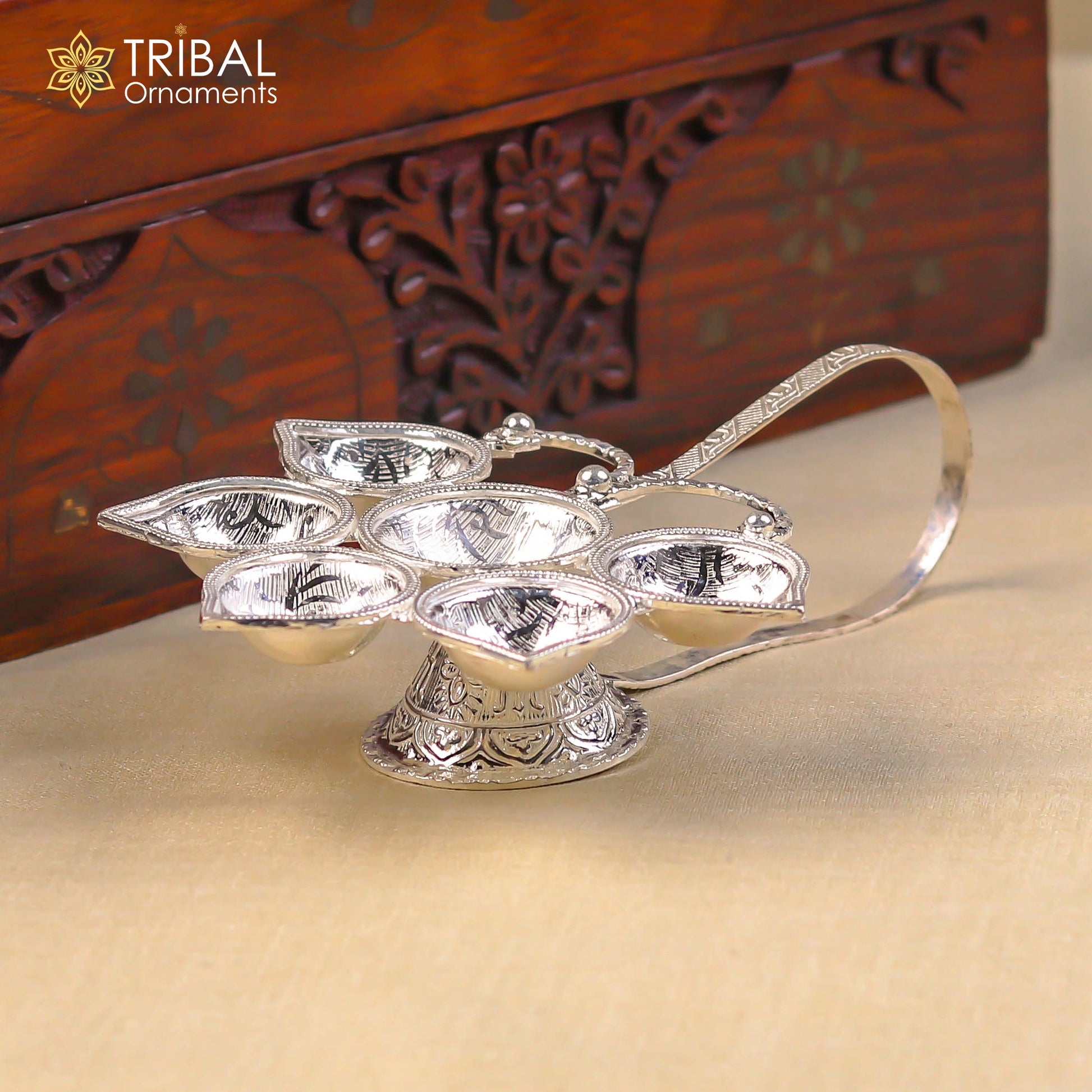 925 Sterling silver handmade amazing design home temple art Aarti lamp, amazing handcrafting work home decor temple art figurine su1204 - TRIBAL ORNAMENTS