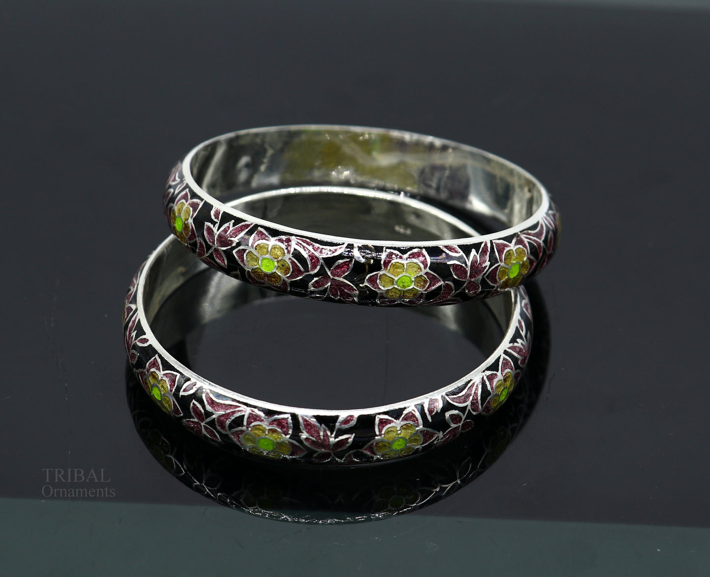 Sterling silver black enamel floral dainty bangle bracelet with vintage style, handmade jewelry by TRIBAL ORNAMENTS.