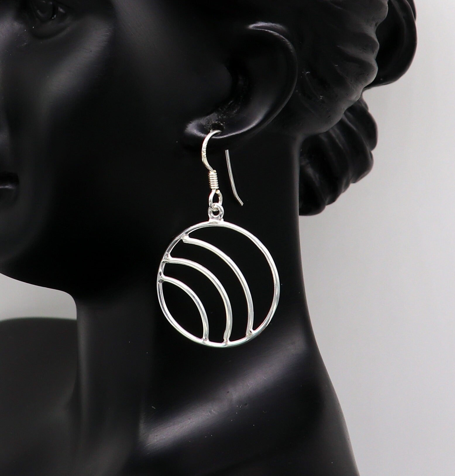 925 sterling silver handmade circle hoop earring with geometric drop dangle, elegant and trendy jewelry for her.
