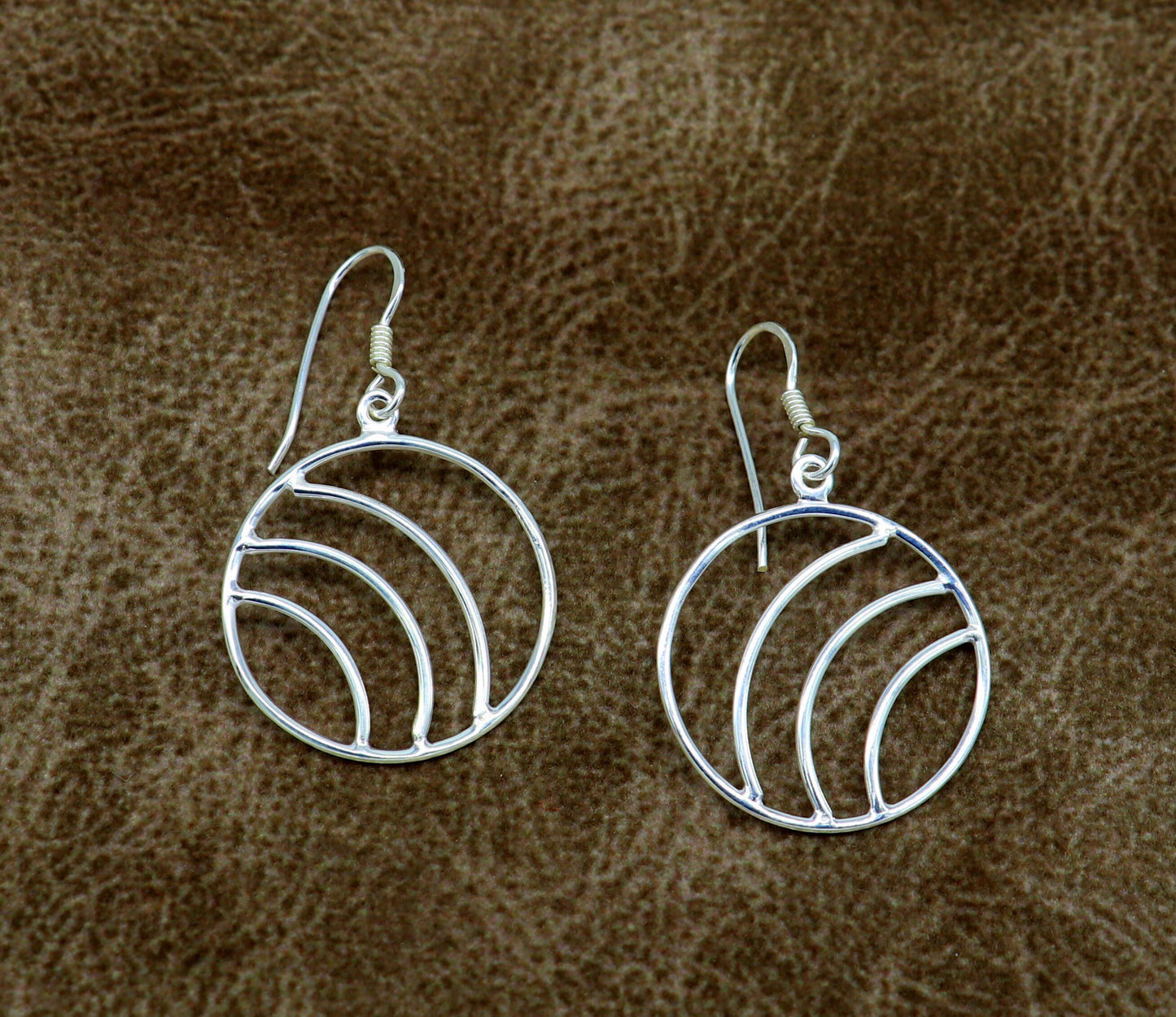 925 sterling silver handmade circle-shaped hoop earring with geometric drop design, elegant and trendy jewelry for women.