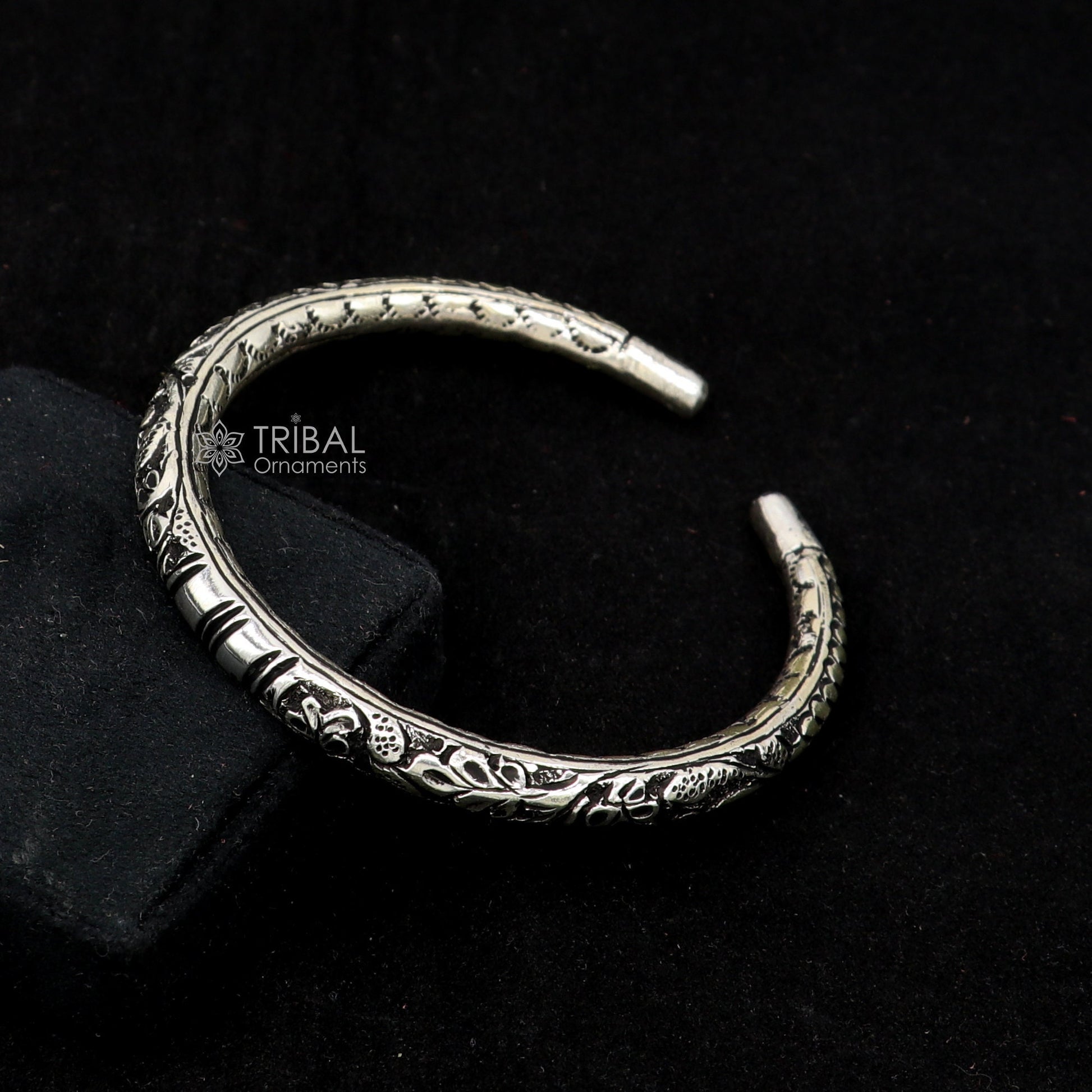 925 Sterling silver handmade fabulous chitai work bangle bracelet kada tribal ethnic jewelry nsk836 - TRIBAL ORNAMENTS