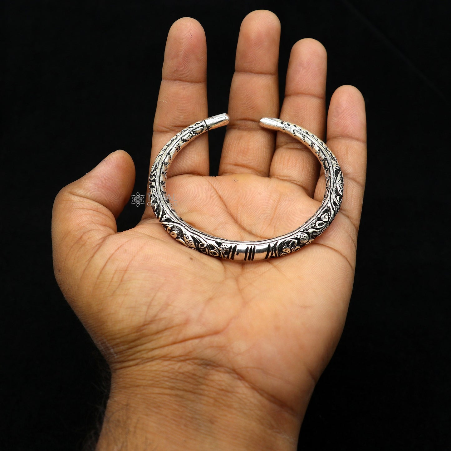 925 Sterling silver handmade fabulous chitai work bangle bracelet kada tribal ethnic jewelry nsk836 - TRIBAL ORNAMENTS