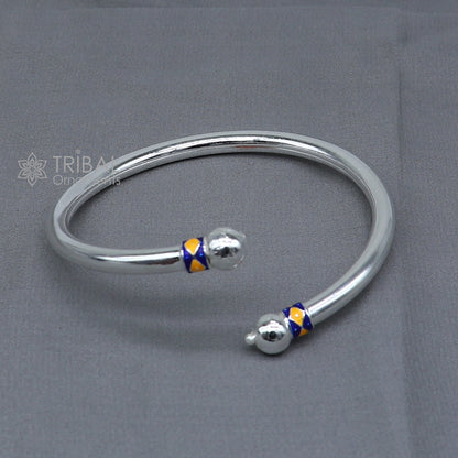 925 sterling silver bangle bracelet with a plain shine ball design, handmade tribal jewelry by Tribal Ornaments.