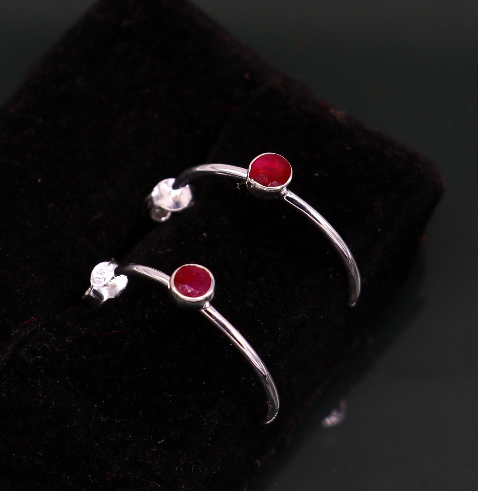 925 Sterling silver handmade fabulous single ruby stud earring , fabulous brides stylish fancy fashionable earring jewelry from india ear705 - TRIBAL ORNAMENTS