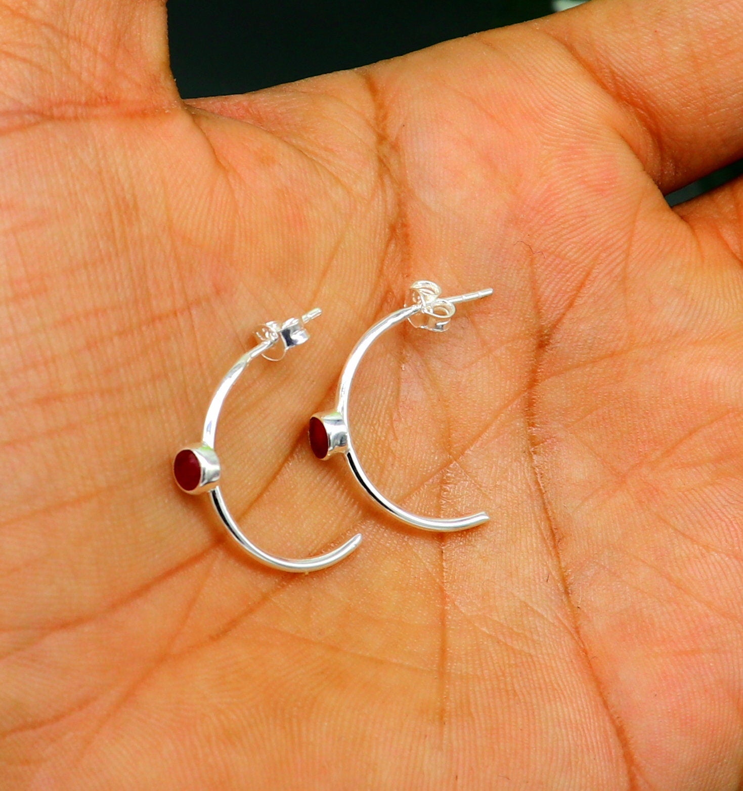 925 Sterling silver handmade fabulous single ruby stud earring , fabulous brides stylish fancy fashionable earring jewelry from india ear705 - TRIBAL ORNAMENTS