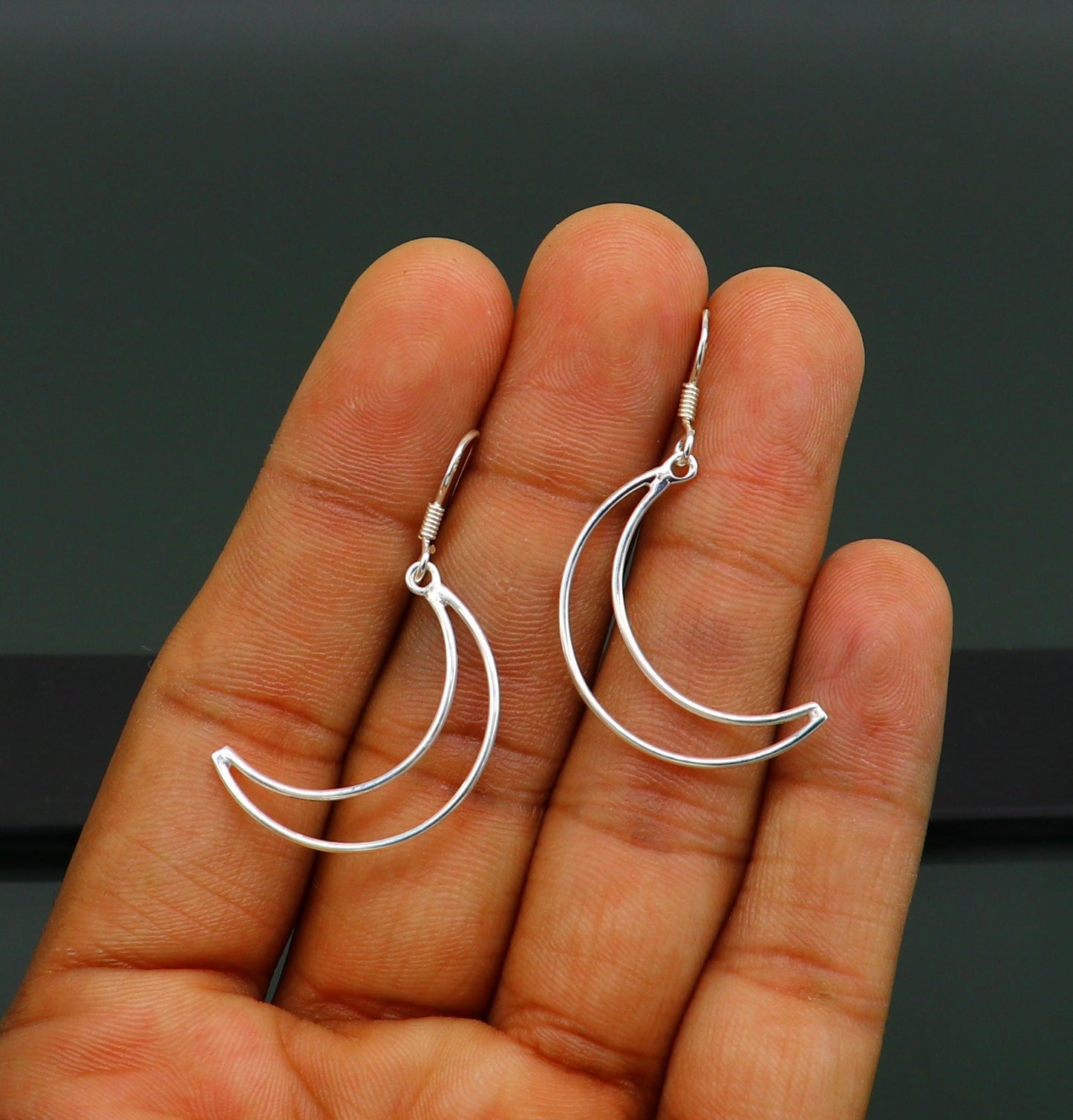 Elegant 925 sterling silver handmade half-moon arc hoop earring with geometric design, drop dangle style, from Tribal Ornaments.