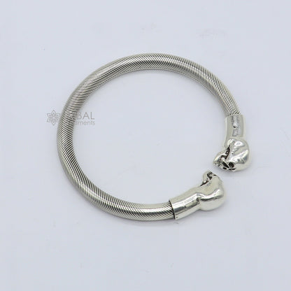 Sterling silver human skull design bangle cuff bracelet for unisex, handmade tribal ornament jewelry.