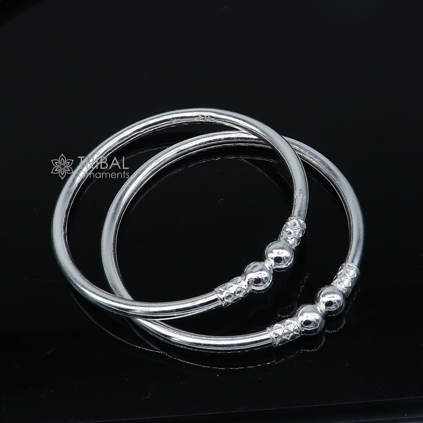 925 sterling silver plain ball design bangle bracelet by TRIBAL ORNAMENTS, featuring a smooth, handcrafted silver kada for girls.