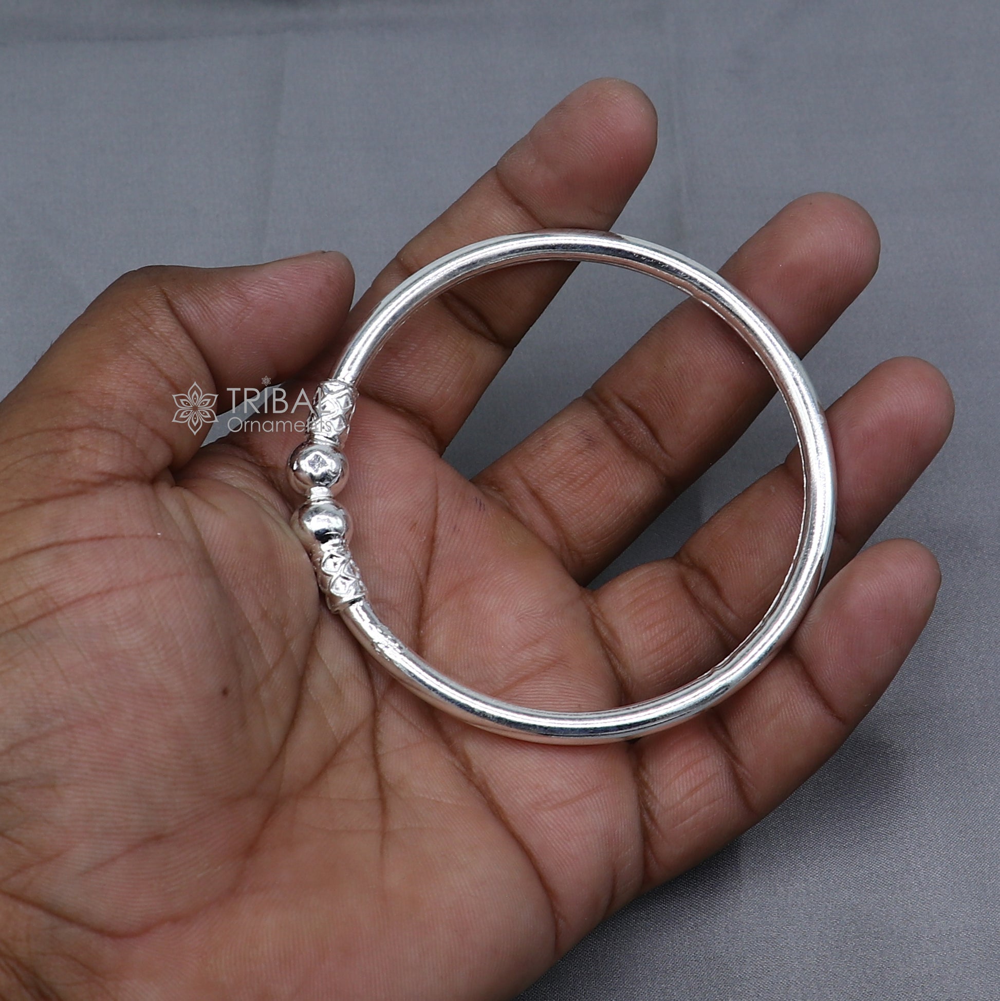925 sterling silver plain ball design bangle bracelet, handmade tribal ornament jewelry for girls, featuring a sleek kada style.