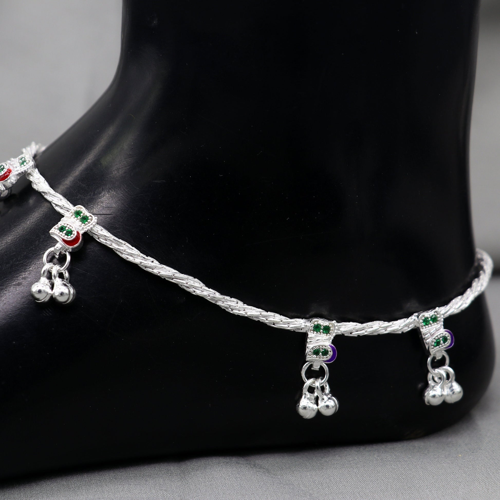 Sterling silver handmade anklet by Tribal Ornaments featuring stylish ethnic design, perfect for belly dance and gifting.