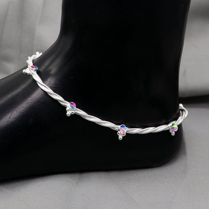Sterling silver handmade twisted design anklet by TRIBAL ORNAMENTS, stylish ankle bracelet for gifting and belly dance jewelry.
