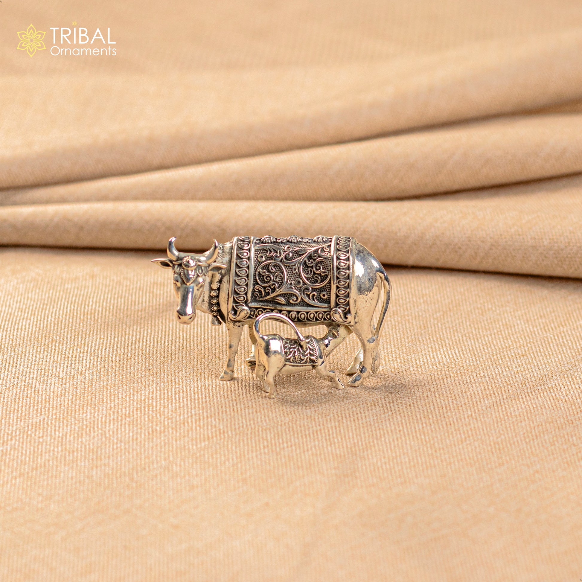 925 Sterling silver handmade vintage antique unique design Kamdhenu cow with calf, Diwali puja silver article best corporate gifting  art230 - TRIBAL ORNAMENTS