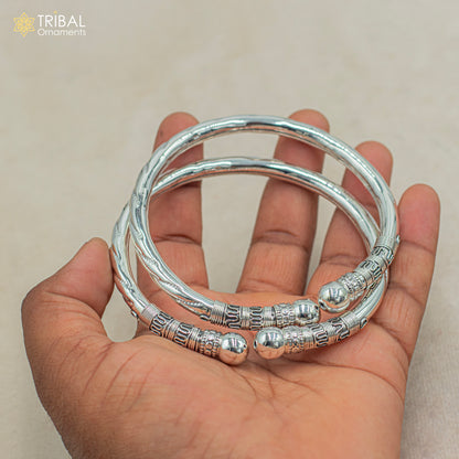 Handmade vintage sterling silver foot bracelet anklet with hanging drops, ethnic belly dance jewelry by TRIBAL ORNAMENTS.