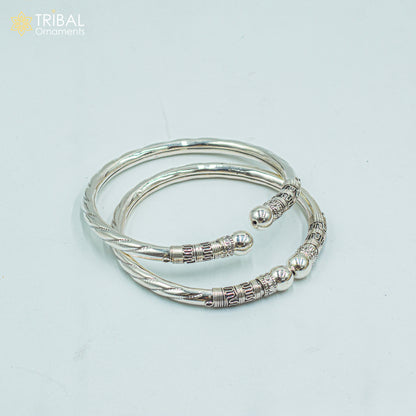 Sterling silver handmade vintage foot bracelet anklet with hanging drops, belly dance and ethnic jewelry design by Tribal Ornaments.