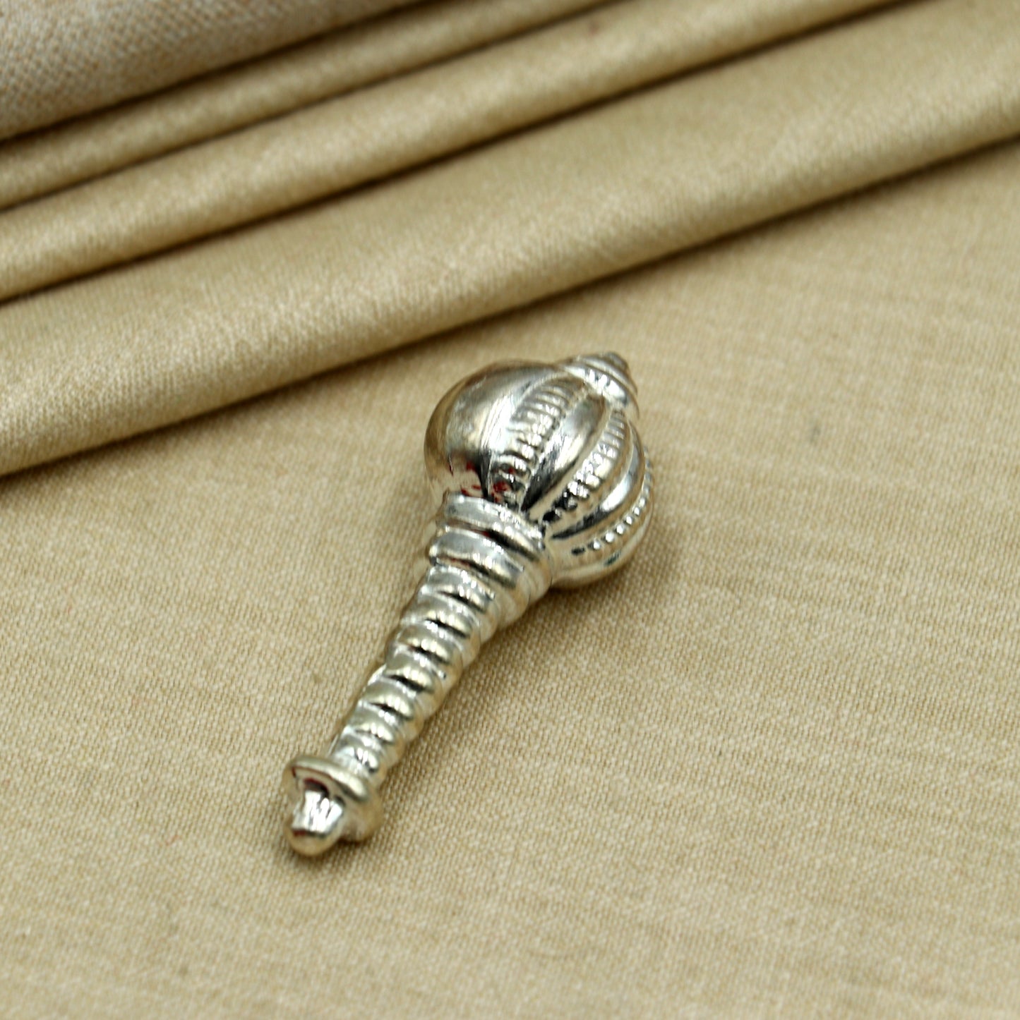 925 sterling silver hanuman gota/ gada art809 - TRIBAL ORNAMENTS