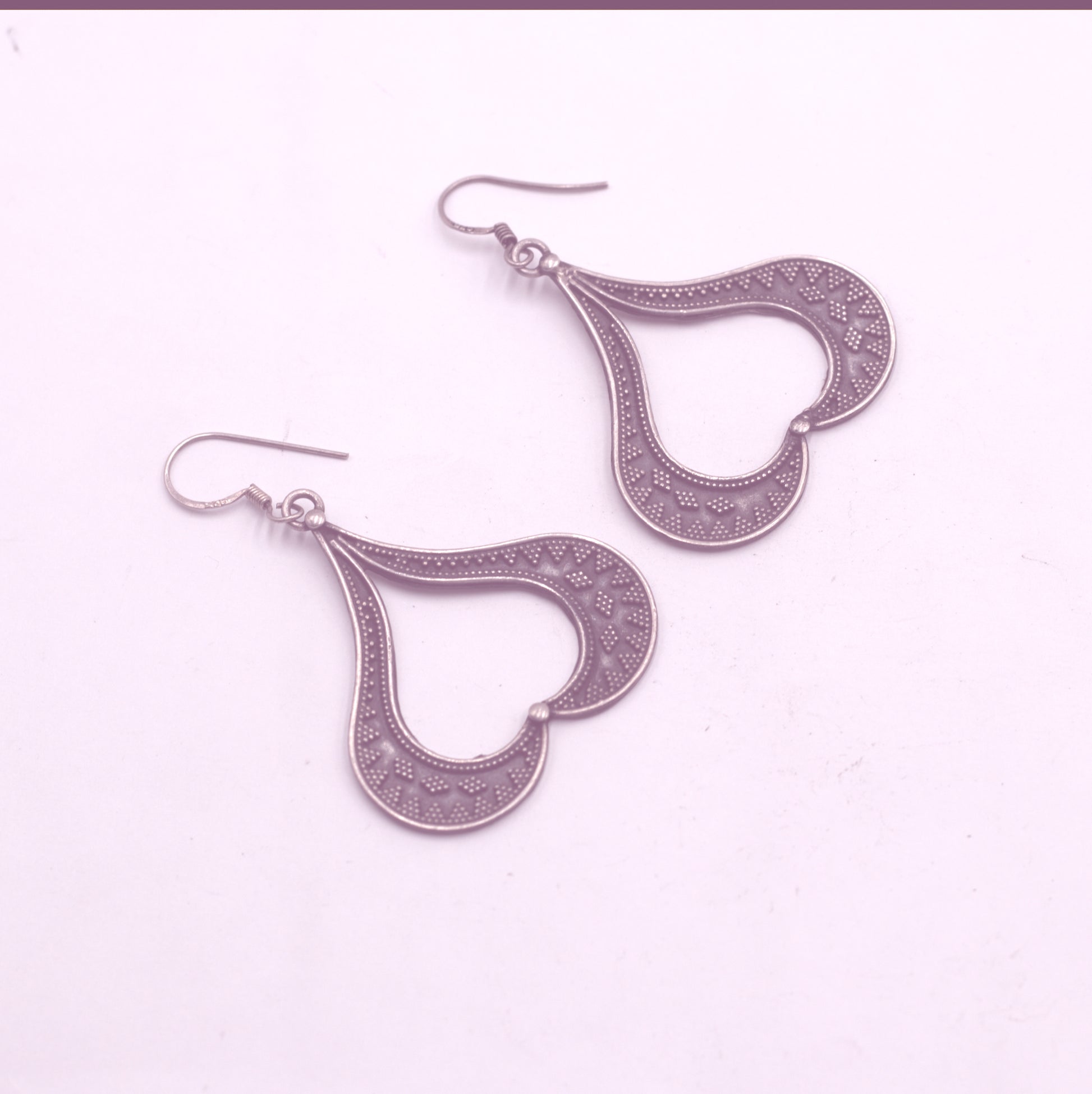925 sterling silver heart shape and ethnic tribal design long drop dangle earring s1345 - TRIBAL ORNAMENTS