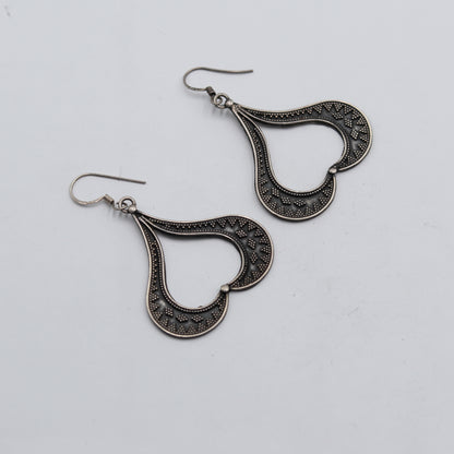 925 sterling silver heart shape and ethnic tribal design long drop dangle earring s1345 - TRIBAL ORNAMENTS