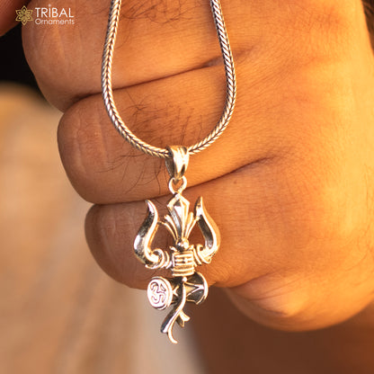 Sterling silver Lord Shiva Trishul pendant with vintage design, featuring intricate Hindu idol details and customizable jewelry style.
