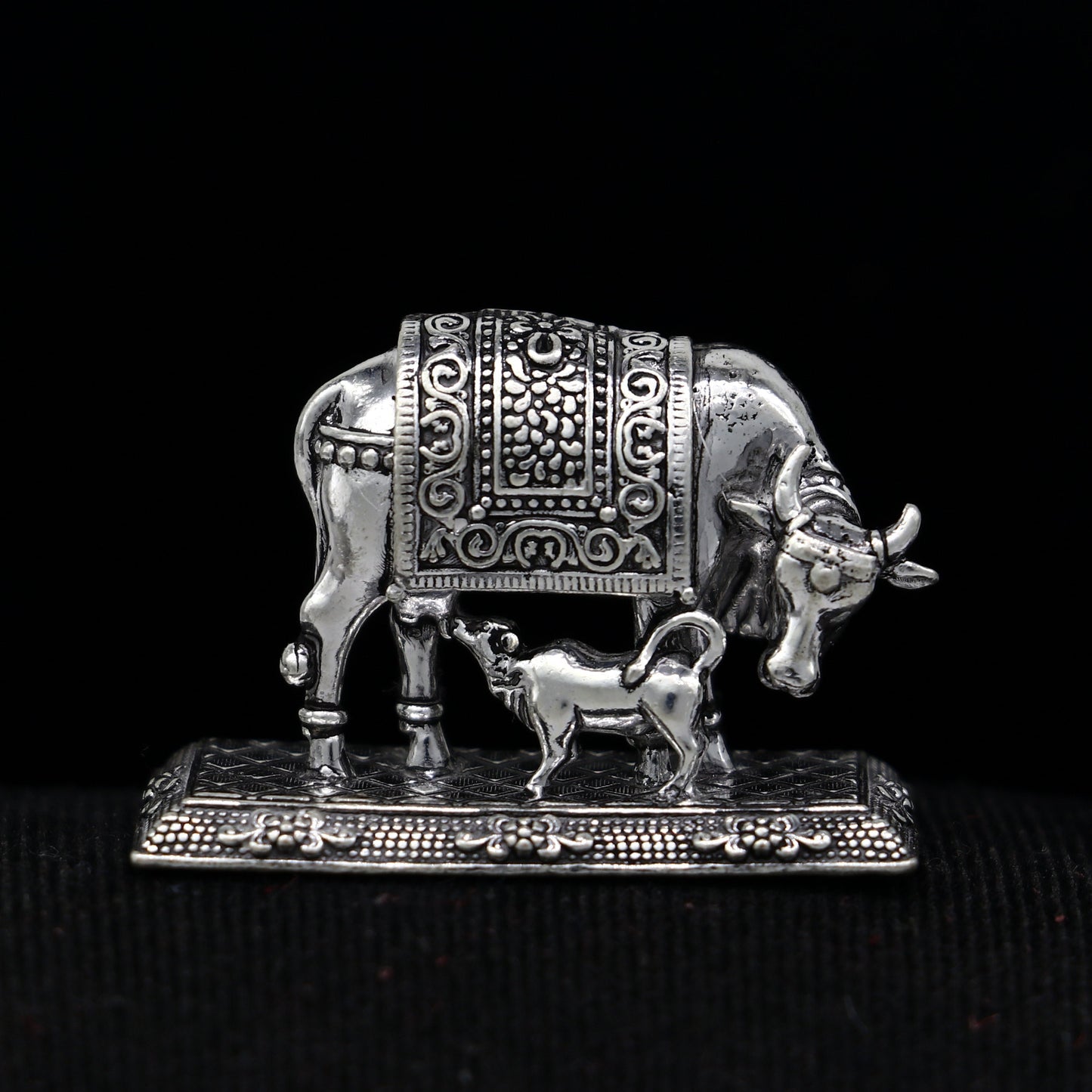 925 sterling silver Kamdhenu cow, deity's cow, wishing cow, silver worshipping article for wealth and prosperity art786 - TRIBAL ORNAMENTS