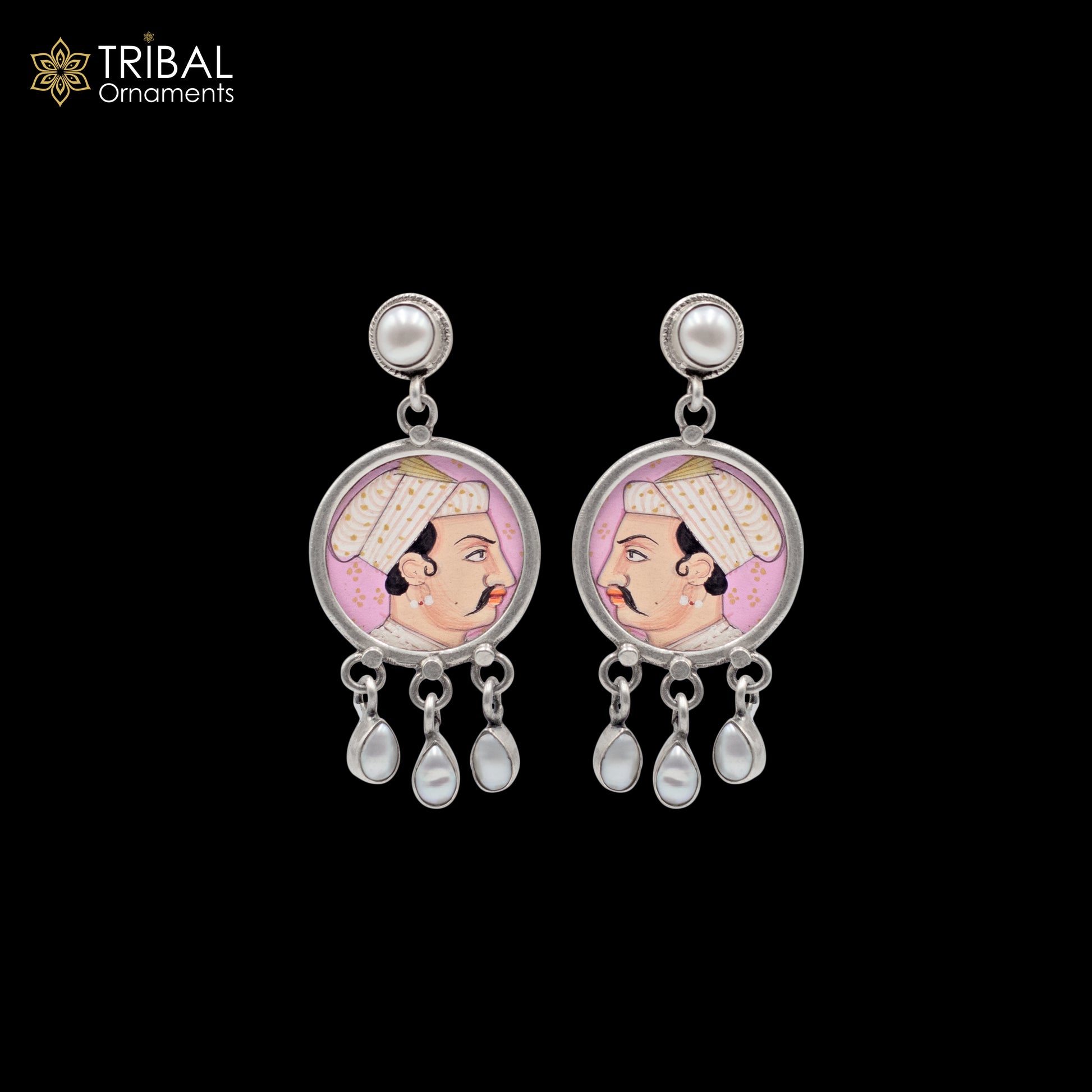 Sterling silver king painting miniature art dangle earring by Tribal Ornaments featuring detailed drop design.