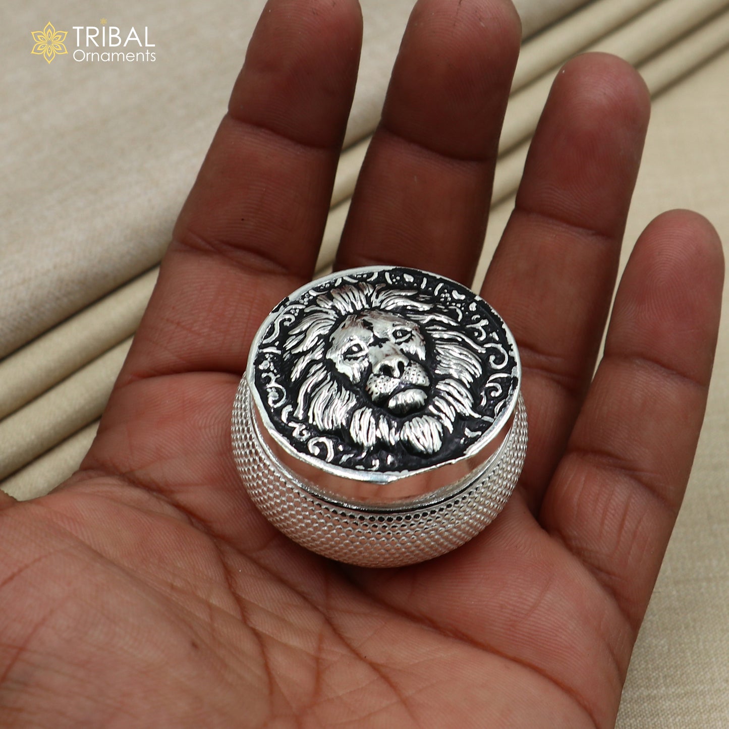 925 sterling silver lion face design trinket box, Sindoor box, brides jewelry by TRIBAL ORNAMENTS, detailed lion face pattern.