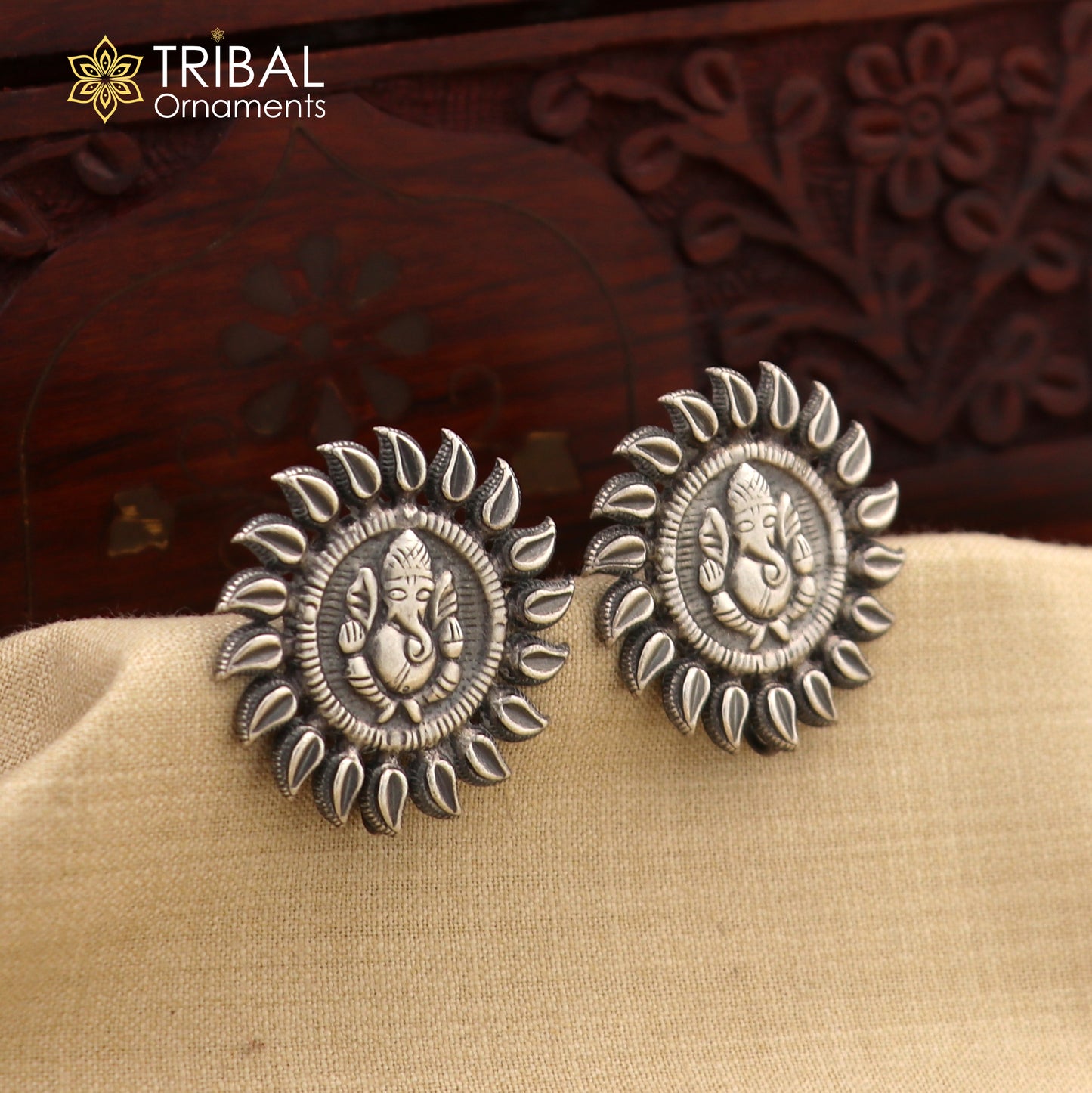 925 sterling silver lord Ganesha stud earring s1374 - TRIBAL ORNAMENTS
