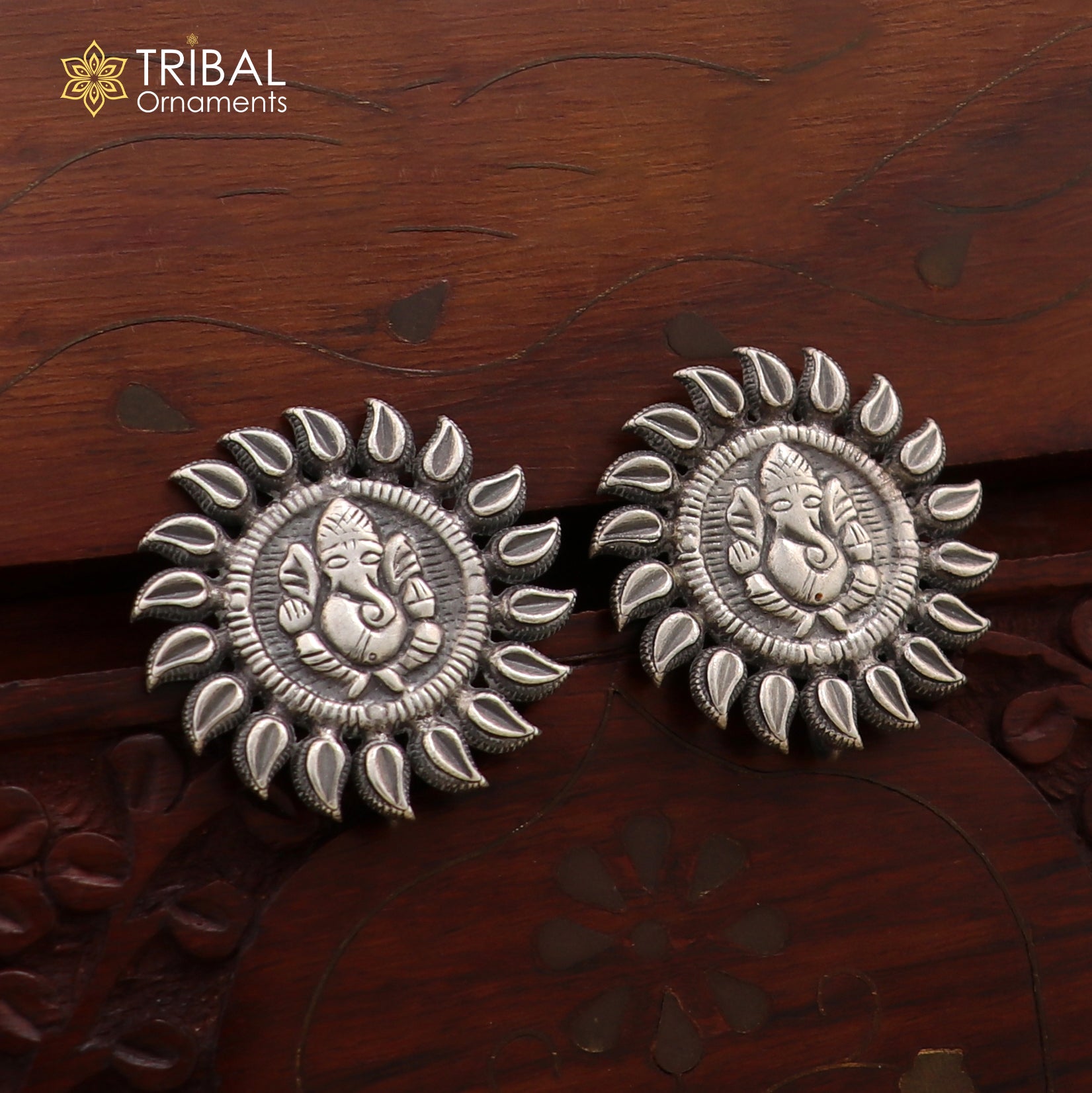 925 sterling silver lord Ganesha stud earring s1374 - TRIBAL ORNAMENTS