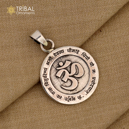 925 Sterling silver Lord Shiva mantra Om pendant featuring tribal ethnic design, showcasing intricate craftsmanship and spiritual symbolism.