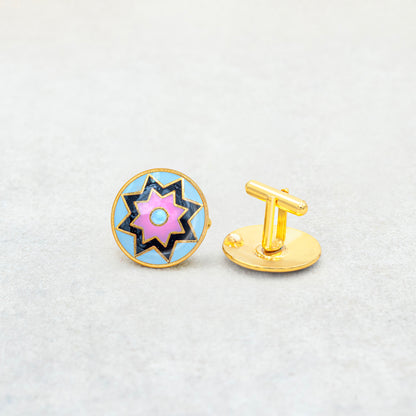 Set of 2 men's 925 sterling silver cufflinks with minakari star design and gold polish, suited for coats or suits.