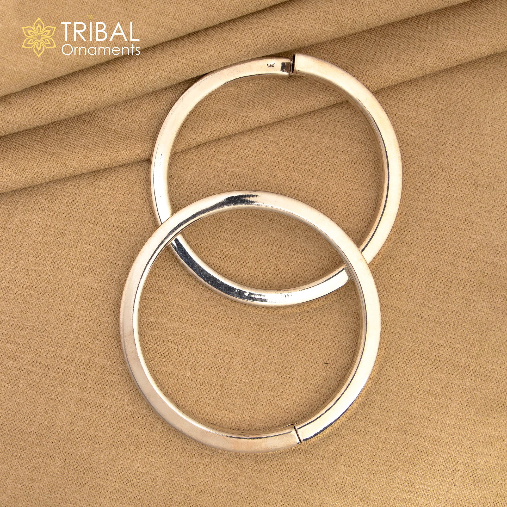 Unisex 925 sterling silver plain bangle bracelet with smooth tribal design, crafted by TRIBAL ORNAMENTS for tribal jewelry style.