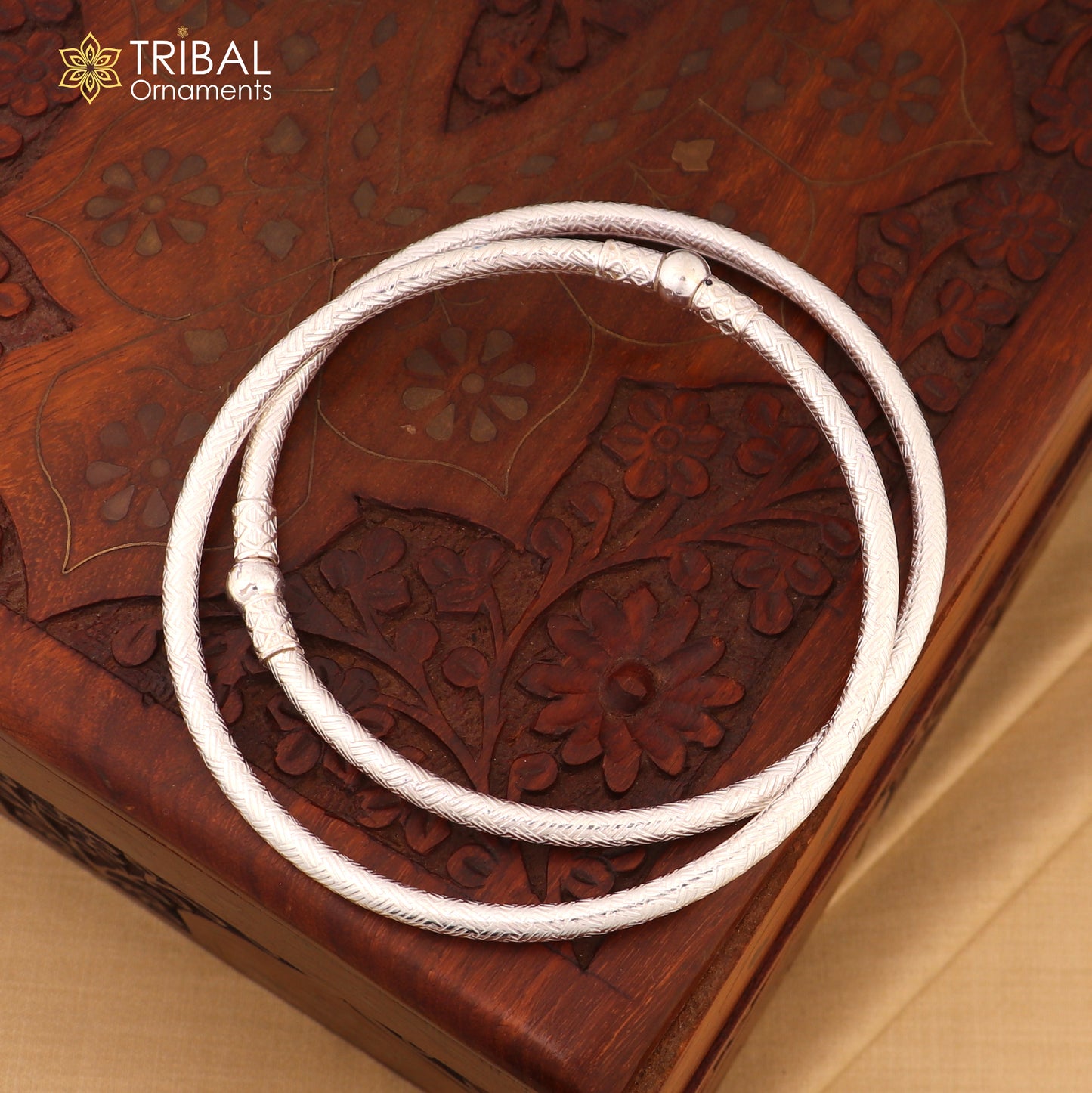 Traditional women's 925 Sterling silver foot kada ankle bracelet with a plain design, tribal jewelry style from TRIBAL ORNAMENTS.