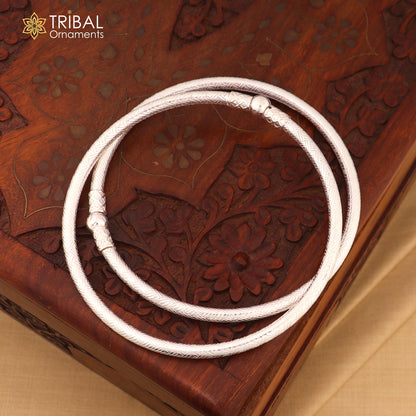 Traditional women's 925 Sterling silver foot kada ankle bracelet with a plain design, tribal jewelry style from TRIBAL ORNAMENTS.