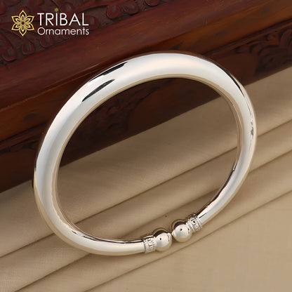 Sterling silver foot bracelet and ankle kada with shiny plain design, unisex belly dance jewelry by TRIBAL ORNAMENTS.