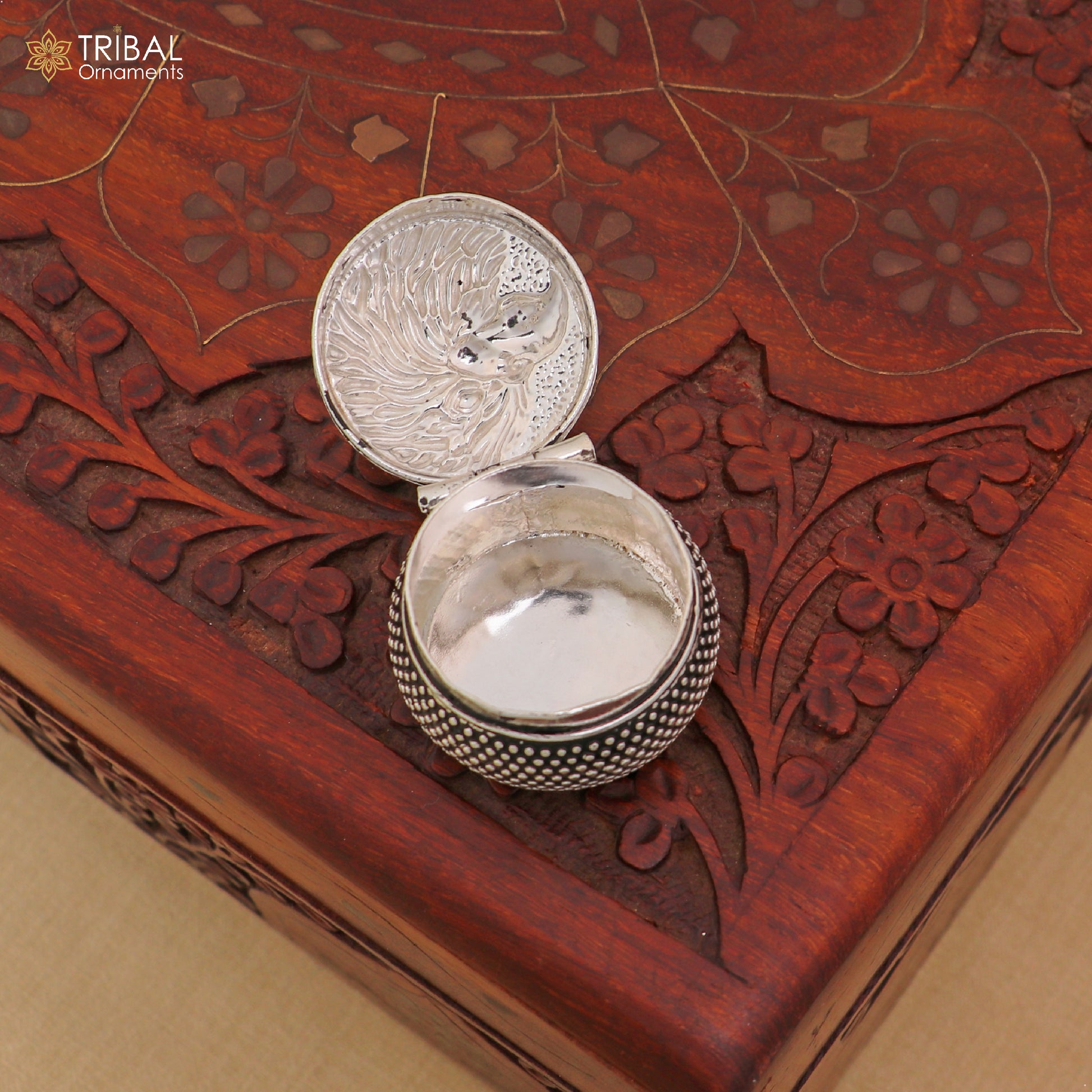 925 sterling silver round bird design oxidized trinket,casket, Sindoor box brides jewelry stb907 - TRIBAL ORNAMENTS