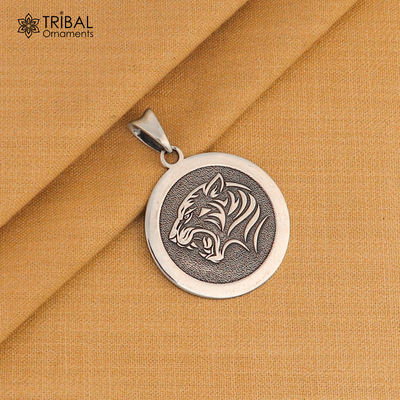 925 Sterling silver round shape lion design stylish pendant tribal jewelry nsp1071 - TRIBAL ORNAMENTS