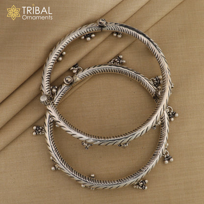 Sterling silver ankle kada with stylish design and hanging bells, decorative foot jewelry from Tribal Ornaments.