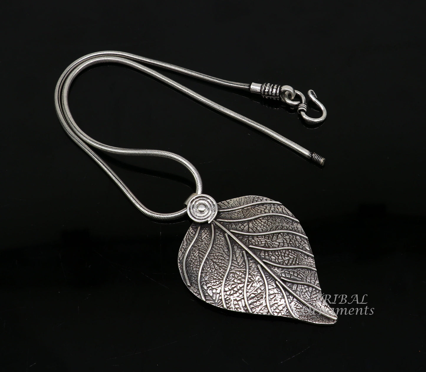 925 sterling silver tree leaf design pendant excellent Vintage unique design handmade ethnic belly dance jewelry nsp520 - TRIBAL ORNAMENTS