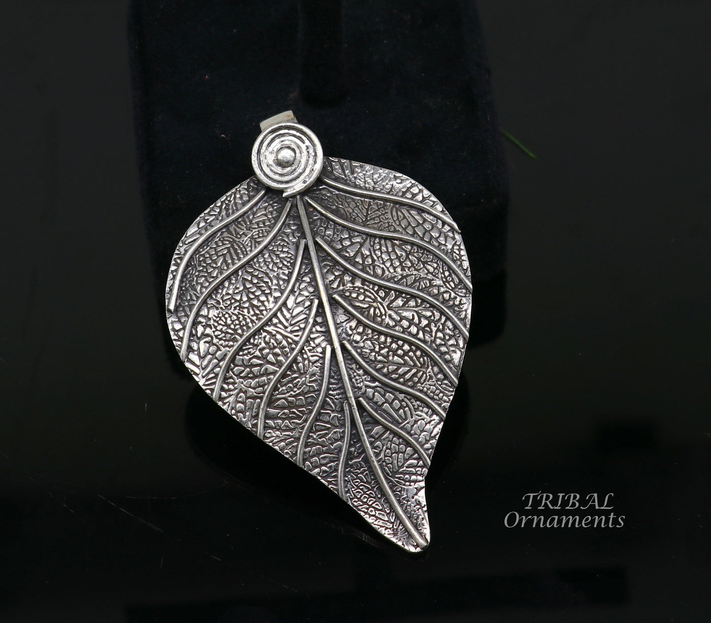 925 sterling silver tree leaf design pendant excellent Vintage unique design handmade ethnic belly dance jewelry nsp520 - TRIBAL ORNAMENTS