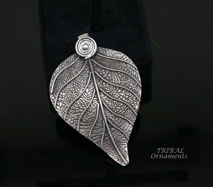925 sterling silver tree leaf pendant with ethnic tribal design, handmade belly dance jewelry by TRIBAL ORNAMENTS.