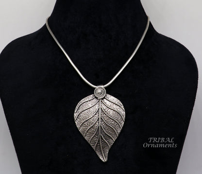 925 sterling silver tree leaf pendant with ethnic belly dance jewelry design by TRIBAL ORNAMENTS, handmade and vintage style.